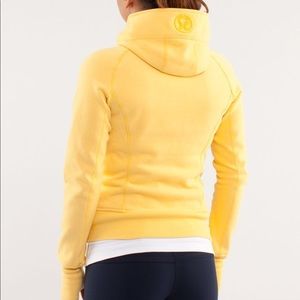 Lululemon Scuba Hoodie *Stretch size 4
